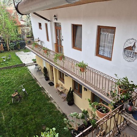 Saint John'S 22 Brasov Apartment Luaran gambar
