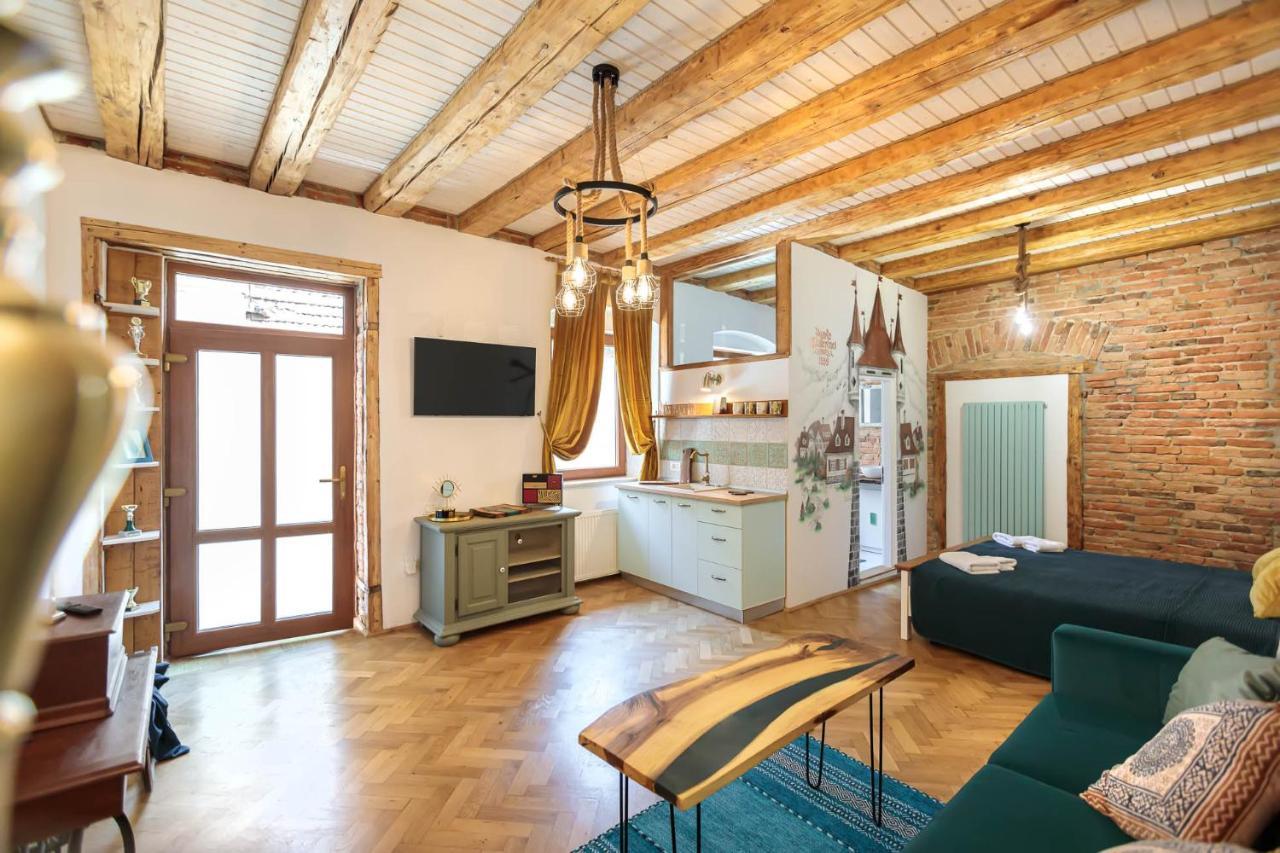 Saint John'S 22 Brasov Apartment Luaran gambar