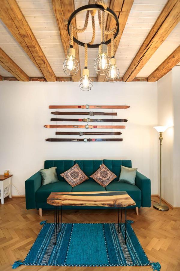 Saint John'S 22 Brasov Apartment Luaran gambar