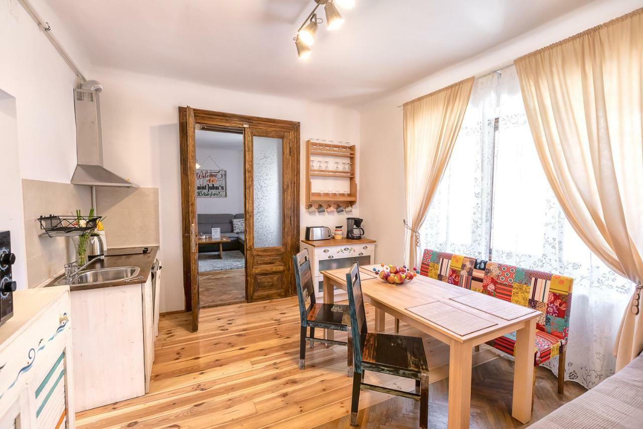 Saint John'S 22 Brasov Apartment Luaran gambar